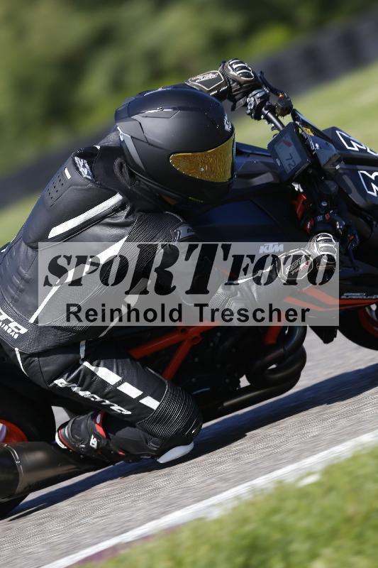 /54 19.09.2025 Speer Racing ADR/Gruppe gelb/33